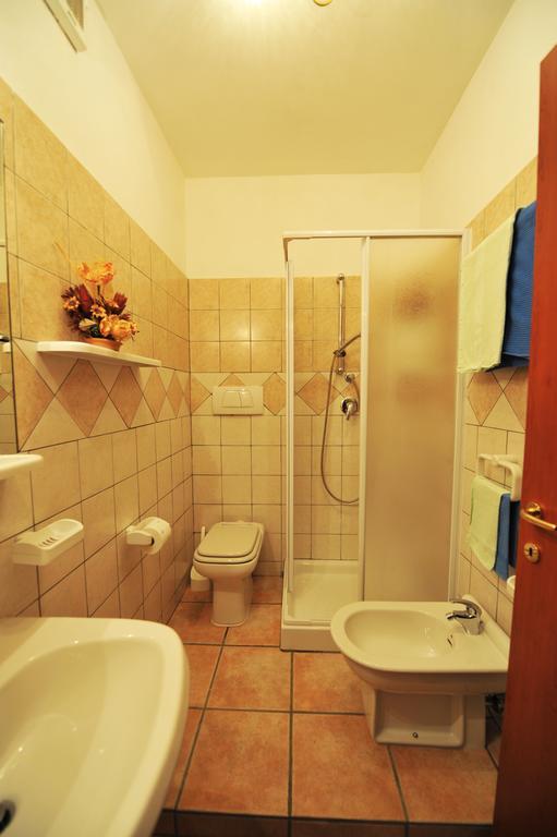 Casa Vacanze Patrizia Montefiore dell'Aso Ruang foto