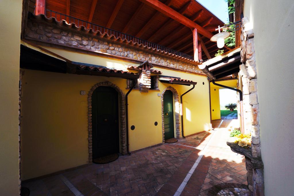 Casa Vacanze Patrizia Montefiore dell'Aso Ruang foto