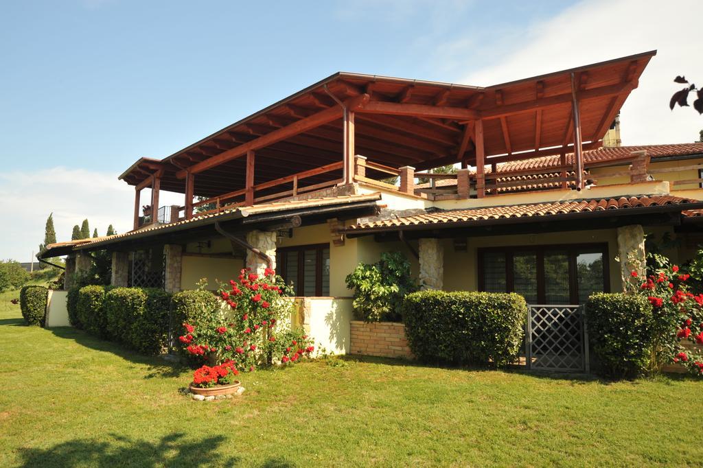 Casa Vacanze Patrizia Montefiore dell'Aso Bagian luar foto