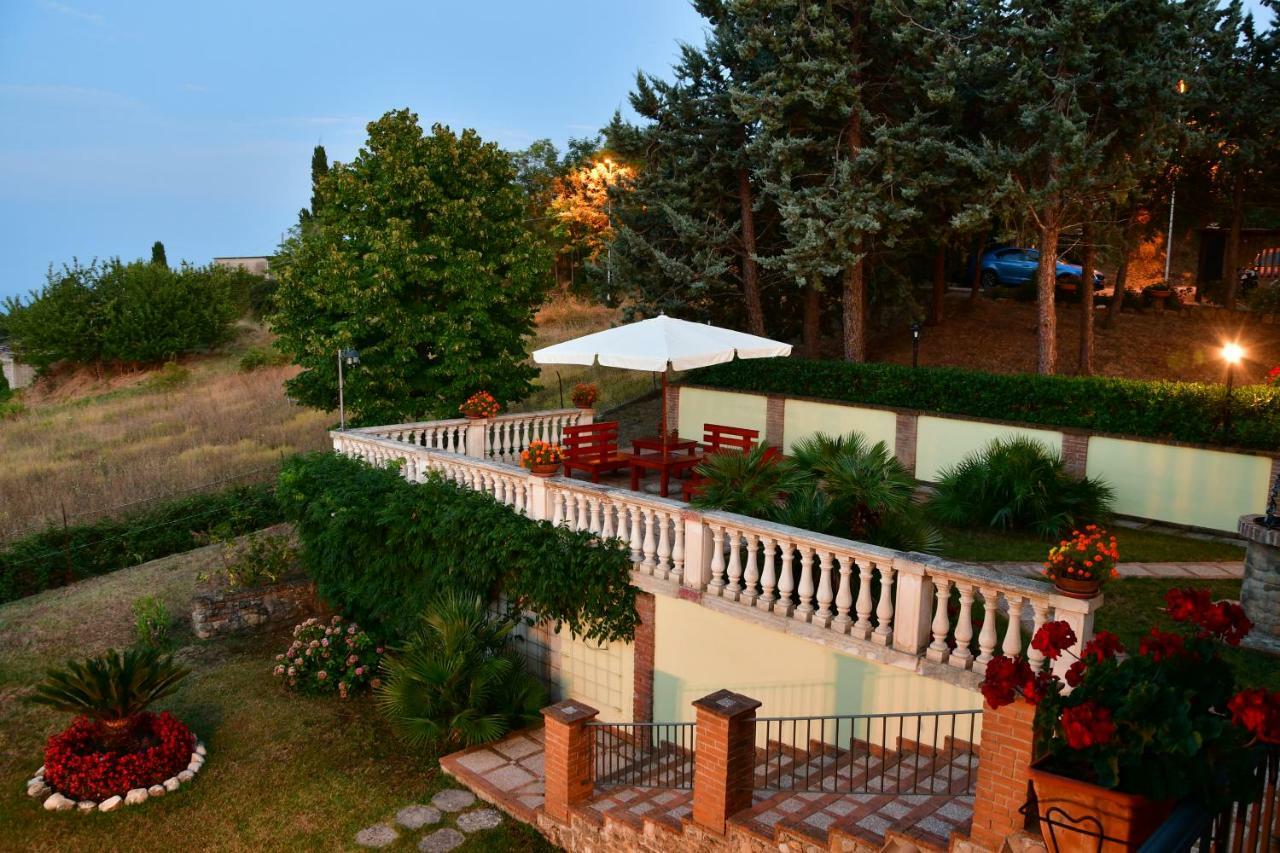 Casa Vacanze Patrizia Montefiore dell'Aso Bagian luar foto