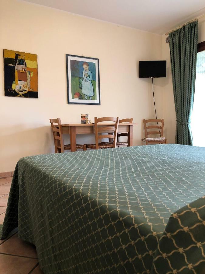 Casa Vacanze Patrizia Montefiore dell'Aso Bagian luar foto